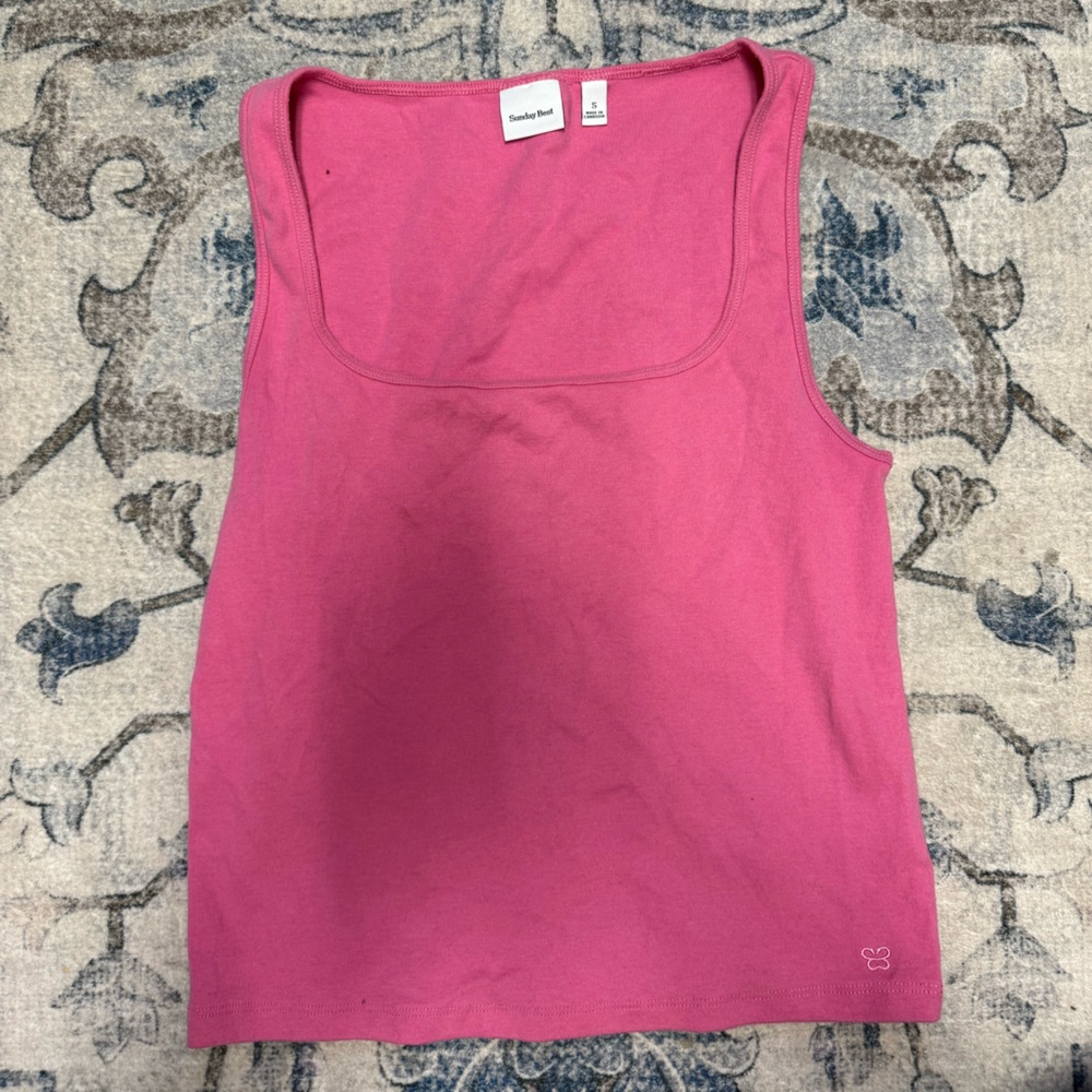Aritzia Bright Pink Scoop Neck Tank Top